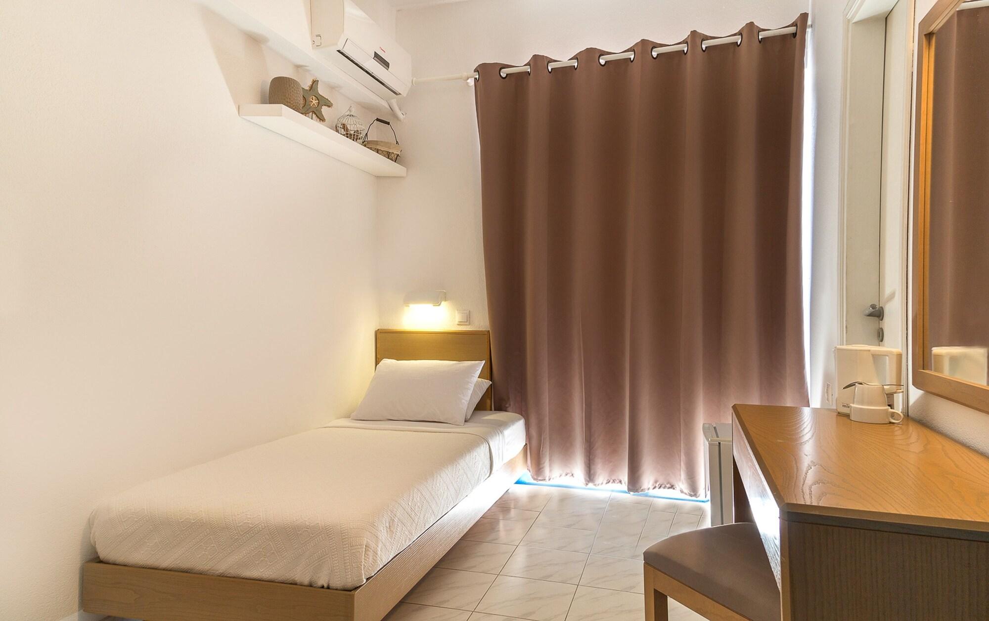 Nathalie Hotel 3*