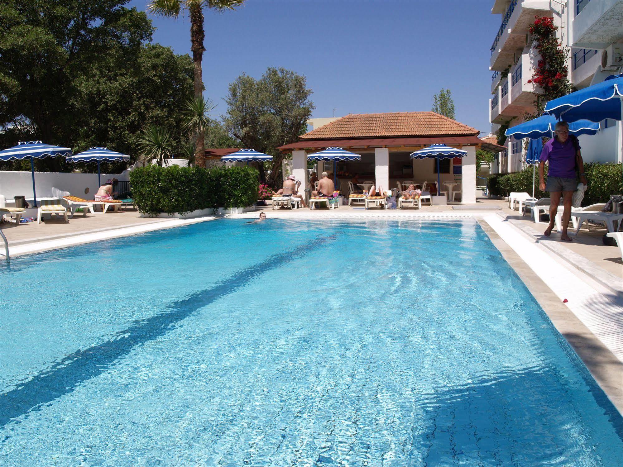 Nathalie Hotel